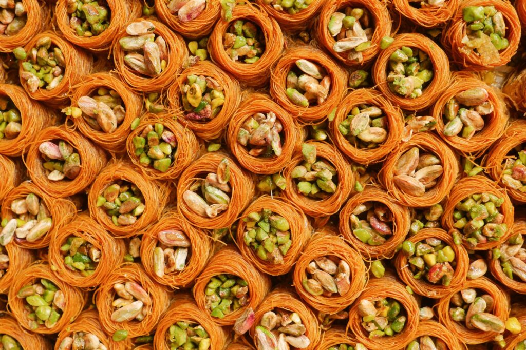 Baklava narezana na romboide
