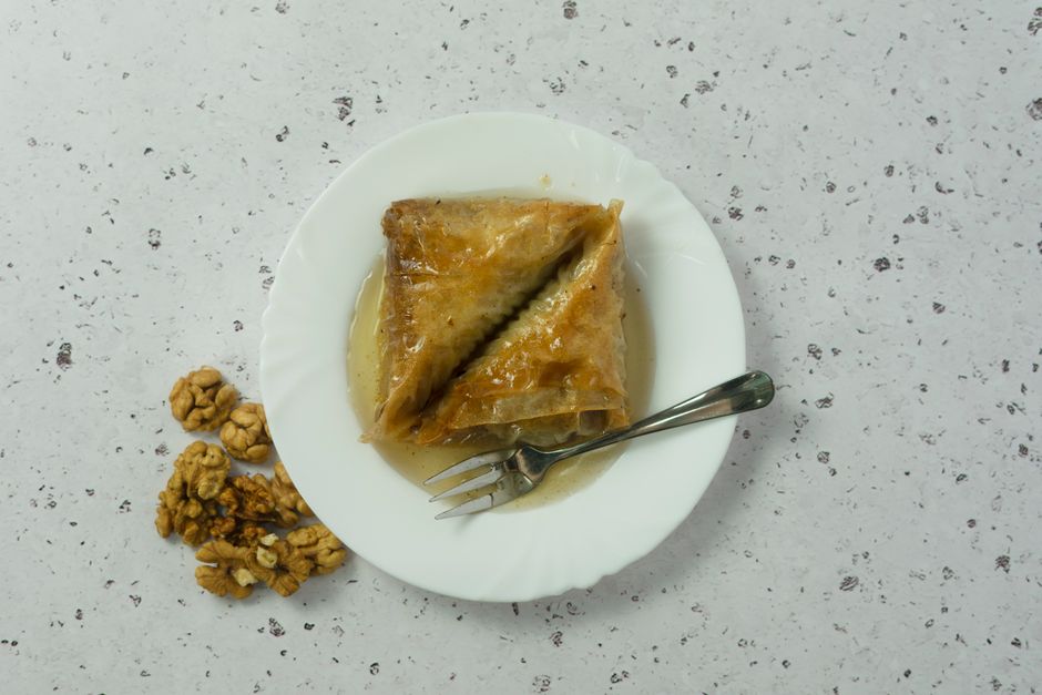 Slaganje kora za baklavu